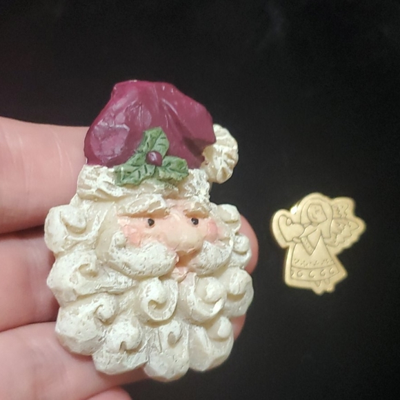 🎅 Santa and angel pins 🎄 - Picture 4 of 4
